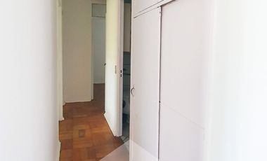 CASA CON GRAN POTENCIAL AMPLIO TERRENO LAS CONDES