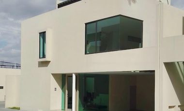 CASA EN VENTA EN METEPEC