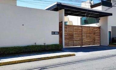 CASA EN VENTA EN METEPEC