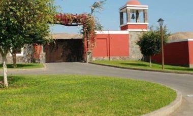 Vendo Terreno en el Exclusivo Condominio “Las Colinas de Puerto Viejo”