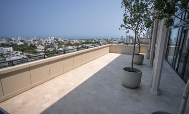 Penthouse de lujo en alquiler en El Golf – 520 m² con vista al Golf y al mar