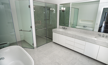 Penthouse de lujo en alquiler en El Golf – 520 m² con vista al Golf y al mar