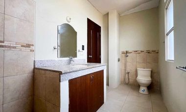 CASA EN VENTA – URBANIZACIÓN BELOHORIZONTE, VÍA A LA COSTA KM 11