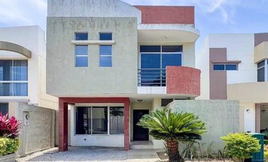 CASA EN VENTA – URBANIZACIÓN BELOHORIZONTE, VÍA A LA COSTA KM 11