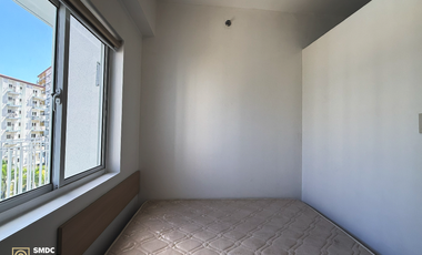Semi-Furnished 1 Bedroom Unit with Balcony for Rent in  Unit A512 Tower 8 Field Residences Paranaque City