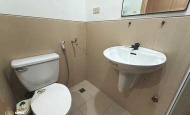 Semi-Furnished 1 Bedroom Unit with Balcony for Rent in  Unit A512 Tower 8 Field Residences Paranaque City