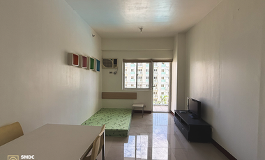Semi-Furnished 1 Bedroom Unit with Balcony for Rent in  Unit A514 Tower 8 Field Residences Parañaque City