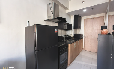 Fully-Furnished 1 Bedroom Unit with Balcony for Rent in  Unit B6B0617 Tower 6 Field Residences Parañaque City
