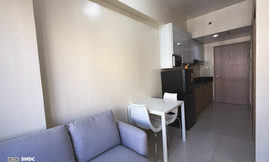 Fully-Furnished 1 Bedroom Unit with Balcony for Rent in  Unit B6A0711 Tower 6 Field Residences Parañaque City