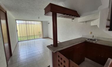 CASA EN RENTA EN METEPEC CERCANA A AVE TECNOLOGICO Y TREN INTERURBANO