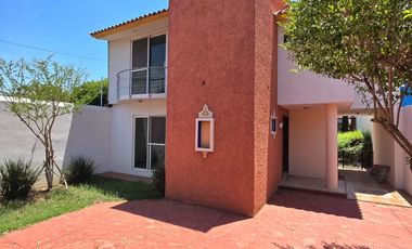 CASA EN VENTA DE 3 RECAMARAS Y JARDIN EN TLALIXTAC