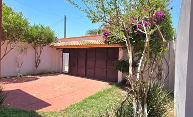 CASA EN VENTA DE 3 RECAMARAS Y JARDIN EN TLALIXTAC