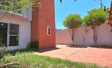 CASA EN VENTA DE 3 RECAMARAS Y JARDIN EN TLALIXTAC