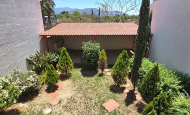 CASA EN VENTA DE 3 RECAMARAS Y JARDIN EN TLALIXTAC