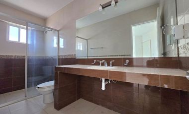 CASA EN VENTA DE 3 RECAMARAS Y JARDIN EN TLALIXTAC