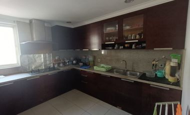 RUMAH DI PIK 1 PATUNG KUDA LAUT