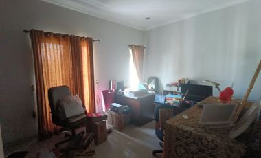 RUMAH DI PIK 1 PATUNG KUDA LAUT