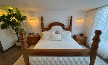 Venta de apartamento en el Poblado, Medellín 215 m², $2.290 millones COP - 675.000 USD
