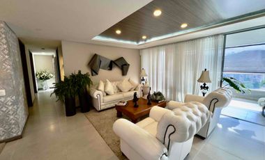 Venta de apartamento en el Poblado, Medellín 215 m², $2.290 millones COP - 675.000 USD