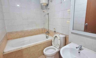 Disewakan perbulan apartemen 3 kamar apartemen grand palace kemayoran furnish