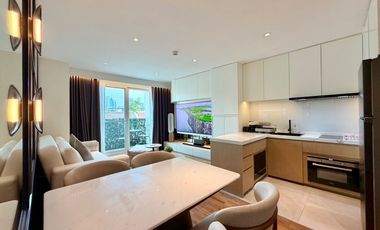 Newly renovated unit for rent at Sathon- Yenakart Area