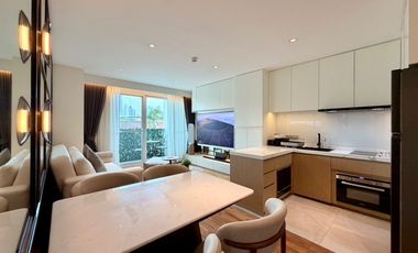 Newly renovated unit for rent at Sathon- Yenakart Area