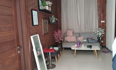 RUMAH 2 LANTAI DI JL PULAU MOYO PEDUNGAN DENPASAR SELATAN