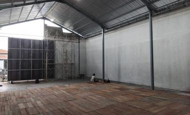 Disewakan 1 lokal gudang dipusat bisnis Kota Mataram