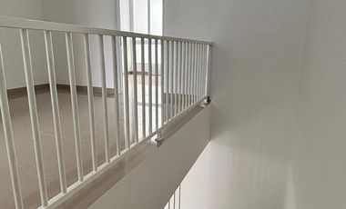 2 UNIT LAGI RUMAH BARU 2 LANTAI MINIMALIS CISARANTEN KULON ARCAMANIK