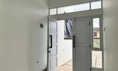 2 UNIT LAGI RUMAH BARU 2 LANTAI MINIMALIS CISARANTEN KULON ARCAMANIK