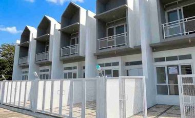 2 UNIT LAGI RUMAH BARU 2 LANTAI MINIMALIS CISARANTEN KULON ARCAMANIK