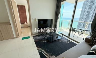 Riviera Wongamat Beach Corner Room for Rent