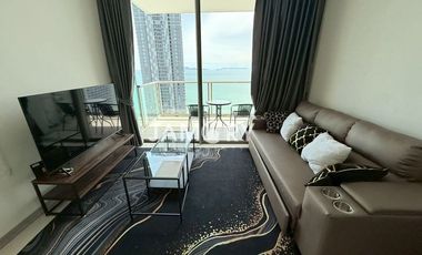 Riviera Wongamat Beach Corner Room for Rent