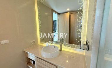 Riviera Wongamat Beach Corner Room for Rent