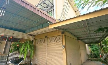 ขายทาวน์โฮมพร้อมที่ดิน เนื้อที่ 54 ตร.วา ชัยบาดาล ลพบุรี