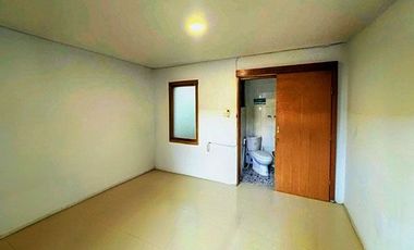 AMR-105.WEN 🌟 Modern Unfurnished Townhouse for Yearly Rent in Prime Renon Area