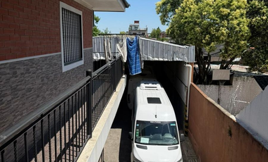 ALQUILER GALPON CON VIVIENDA VILLA MADERO