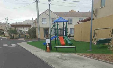 Vendo Hermosa Casa Sector Costa Laguna Cond.San Marcos. 4dormitorios 3baños 2estacionamientos.