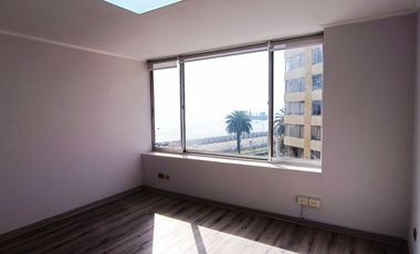 Se vende departamento en plan de Valparaiso con vista al mar