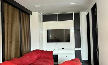 Departamento de lujo en venta. Ave. Luis M Mora. a pocas cuadras del estadio av paucarbamba