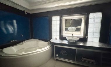 JUAL RUKO STRATEGIS DI PASAR BARUI JAKARTA PUSAT. COCOK UNTUK RESTO, HOTEL, KOST
