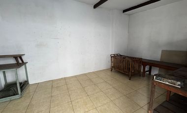 JUAL RUKO STRATEGIS DI PASAR BARUI JAKARTA PUSAT. COCOK UNTUK RESTO, HOTEL, KOST