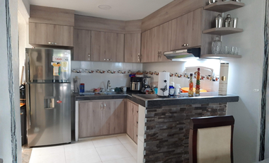 Se vende casa 2 pisos, barrio Montellano, Buga-valle
