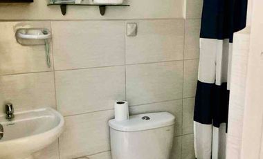 Acogedor departamento primer piso con jardín