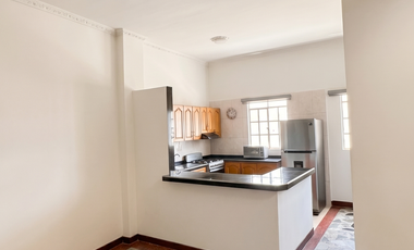 VENTA | Casa Comercial con Renta Localizada en el Corazón de Mesitas de El Colegio