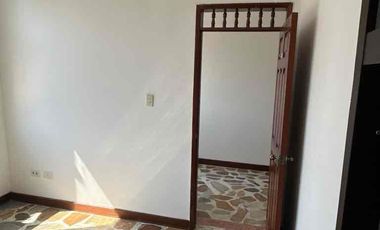 VENTA | Casa Comercial con Renta Localizada en el Corazón de Mesitas de El Colegio