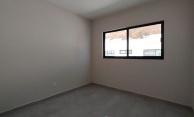 Casa de 3 recámaras cerca Periférico y Prol. Av Guadalupe