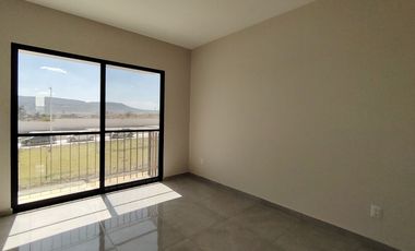 Casa de 3 recámaras cerca Periférico y Prol. Av Guadalupe