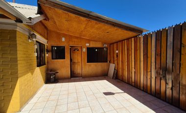 Se vende en la calera casa dos pisos Condominio santa Rosa.