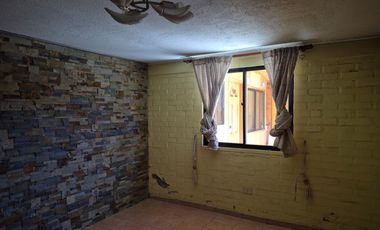 Se vende en la calera casa dos pisos Condominio santa Rosa.